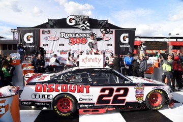 Roseanne 300 photo gallery